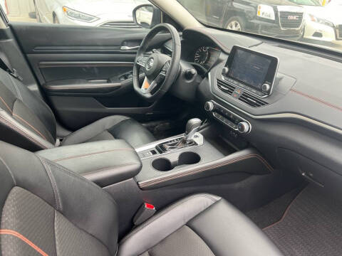 2019 Nissan Altima 2.5 SR