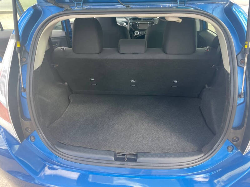 2015 Toyota Prius c One