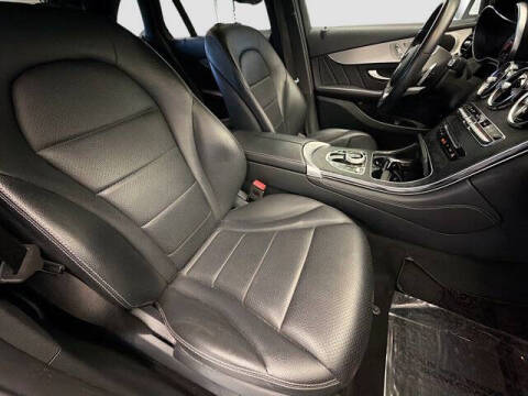 2019 Mercedes-Benz GLC GLC 300