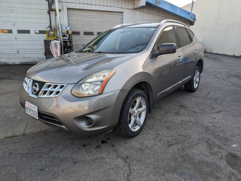 2015 Nissan Rogue Select for sale at AA Auto Sales & Registration Inc in Studio City CA