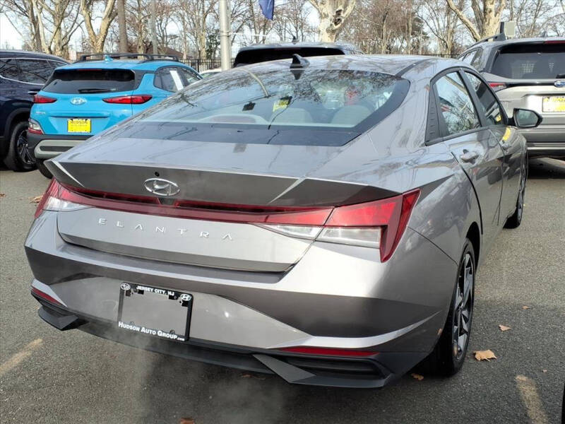 2023 Hyundai Elantra