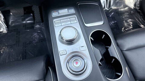 2023 Genesis Electrified GV70