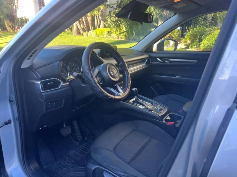 2017 Mazda CX-5 Sport