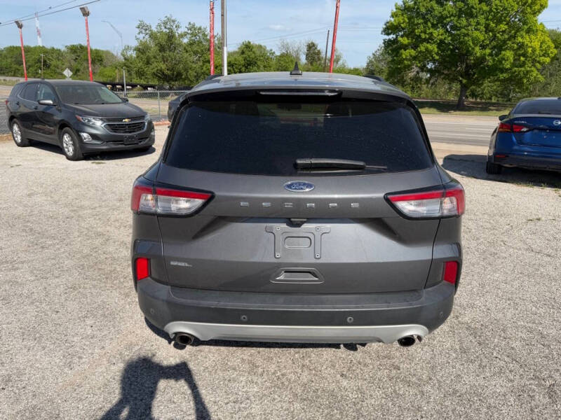2021 Ford Escape SEL