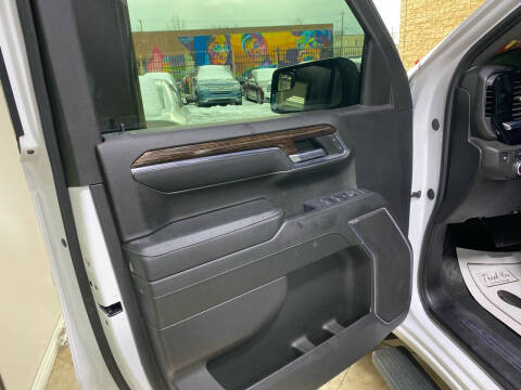 2024 GMC Sierra 1500 Elevation Standard