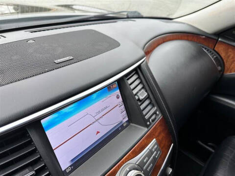 2017 Infiniti QX80