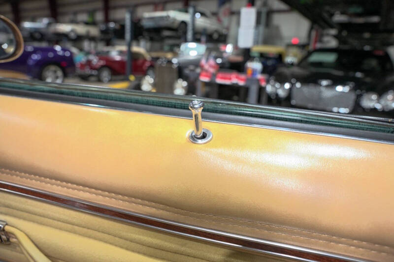 1977 Oldsmobile Cutlass Supreme