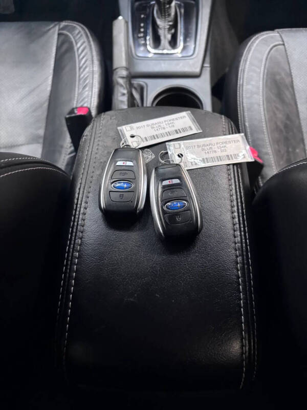 2017 Subaru Forester 2.5i Touring