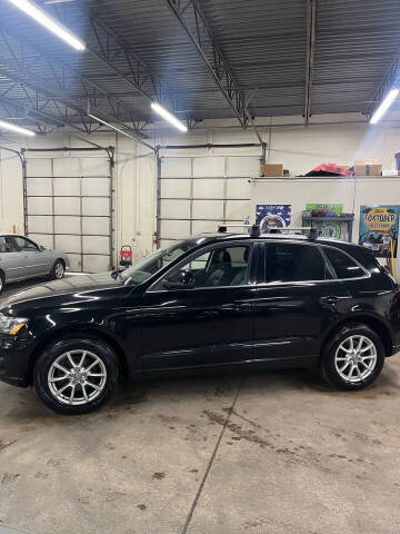 2010 Audi Q5 for sale at JE Autoworks LLC in Willoughby OH