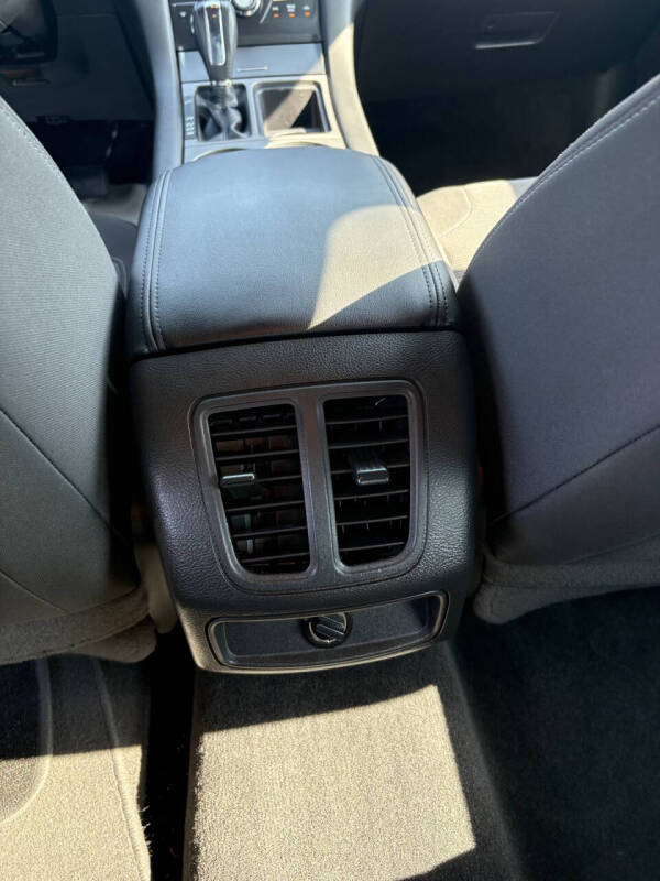 2018 Ford Taurus SEL