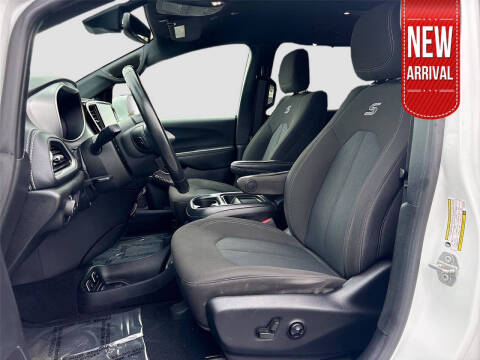 2021 Chrysler Pacifica Touring