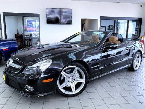 2011 Mercedes-Benz SL-Class for sale at SAINT CHARLES MOTORCARS in Saint Charles IL