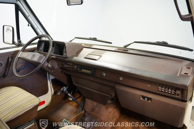 1984 Volkswagen Vanagon Camper