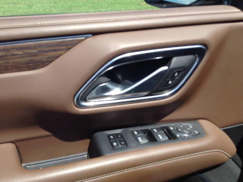 2021 Chevrolet Suburban High Country