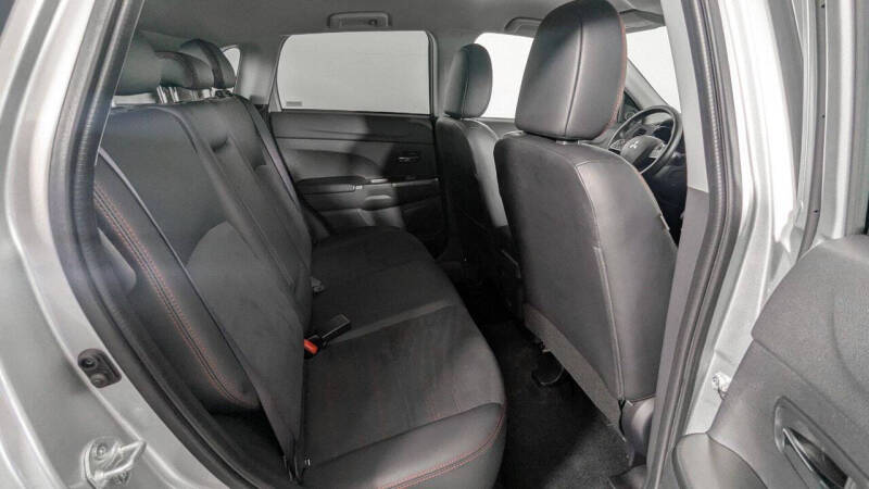 2024 Mitsubishi Outlander Sport SE