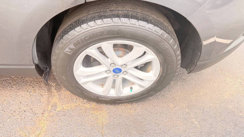2019 Ford Edge SEL
