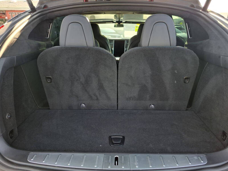 2017 Tesla Model X 75D