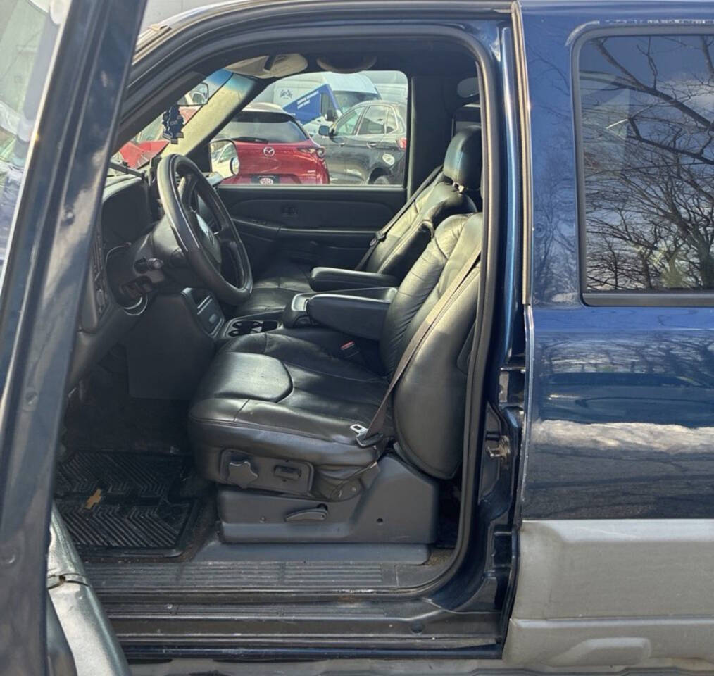 2002 Chevrolet Avalanche 19