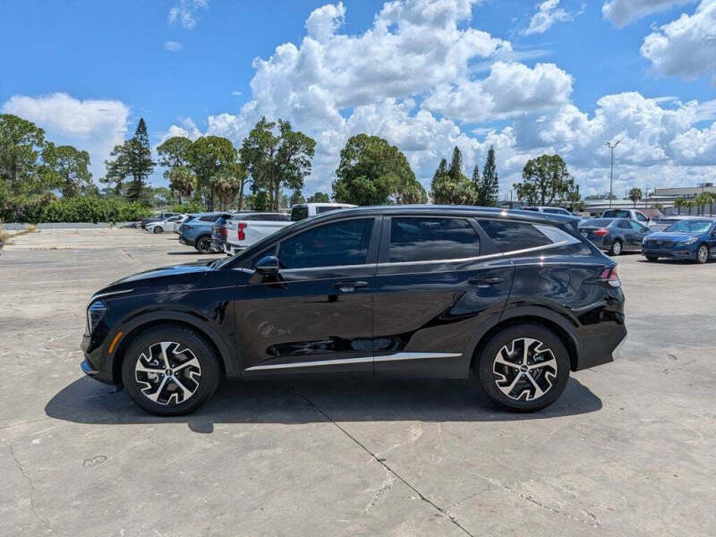2025 Kia Sportage EX