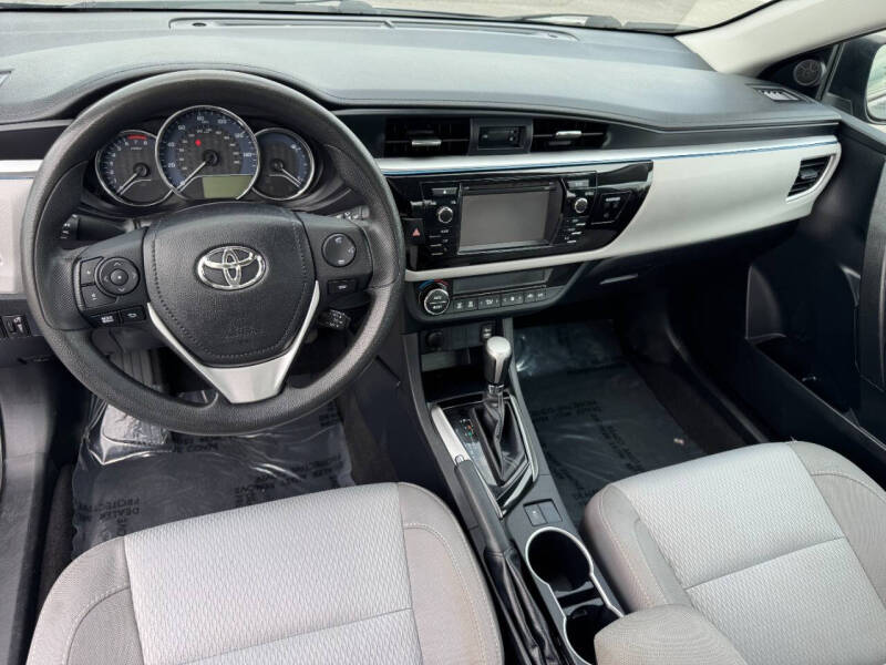 2016 Toyota Corolla LE