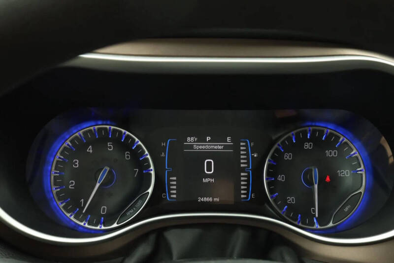 2017 Chrysler Pacifica Touring