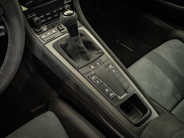 2024 Porsche 718 Cayman GT4 RS