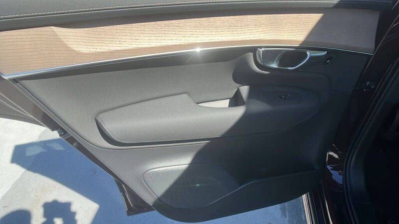 2026 Volvo XC90 B5 Core