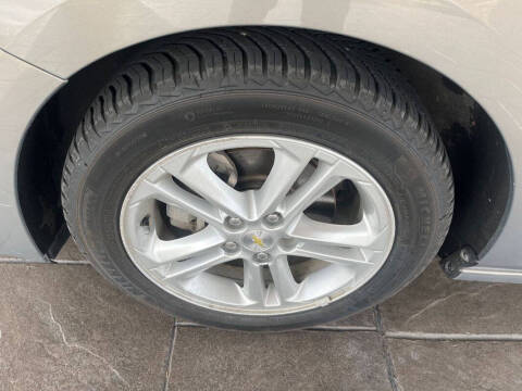 2018 Chevrolet Cruze LT Auto