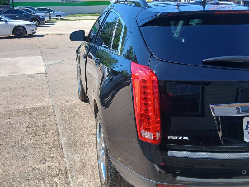 2011 Cadillac SRX Performance Collection