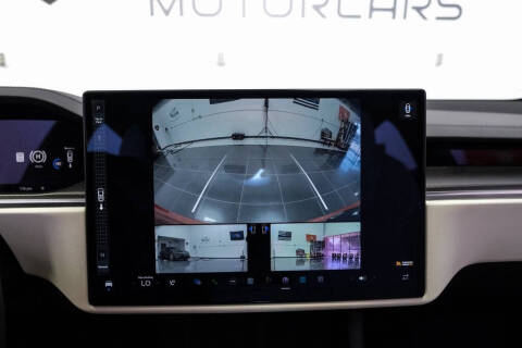 2022 Tesla Model X Plaid