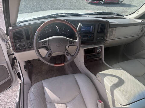 2003 Cadillac Escalade