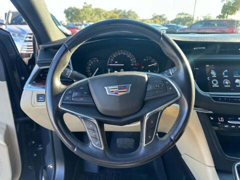 2018 Cadillac XT5 Luxury