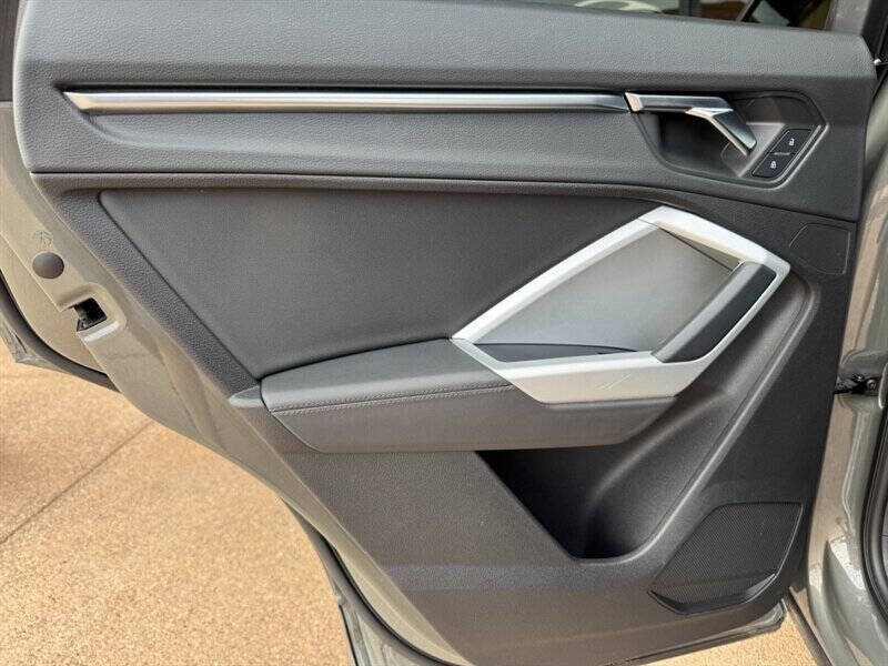 2021 Audi Q3 quattro S line Prem Plus 45 TFSI