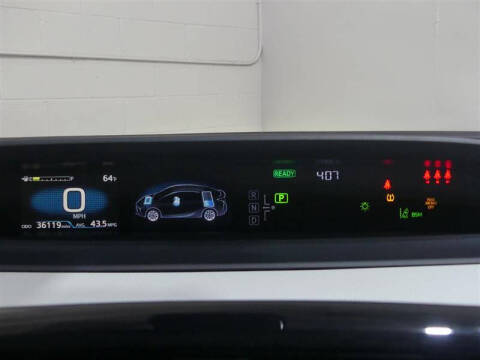 2022 Toyota Prius LE