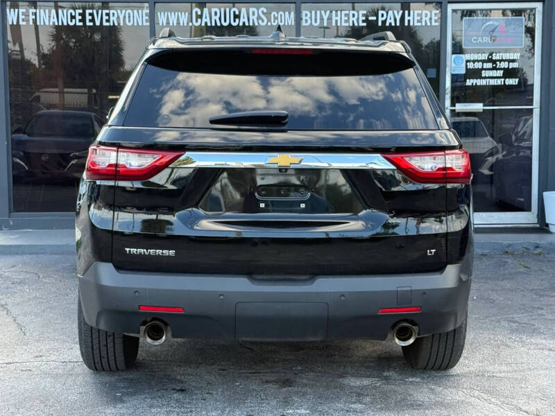 2021 Chevrolet Traverse LT Leather