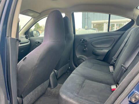 2013 Nissan Versa 1.6 S Plus