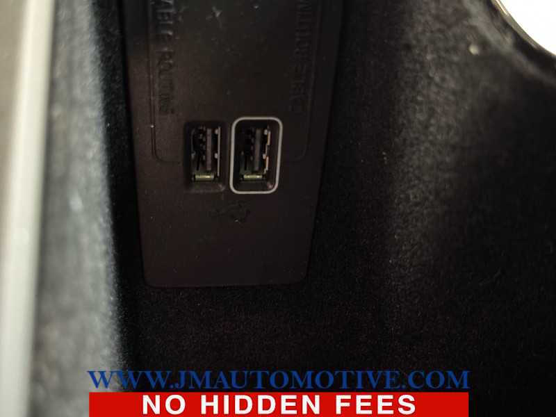 2019 Volvo V90 Cross Country T5