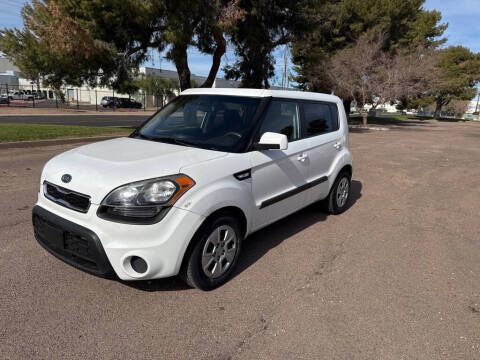 2012 Kia Soul for sale at Desert Auto Deals in Tempe AZ