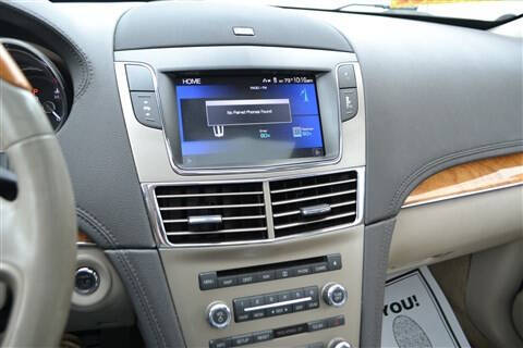 2011 Lincoln MKT