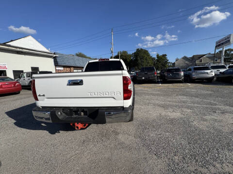 2019 Toyota Tundra SR5