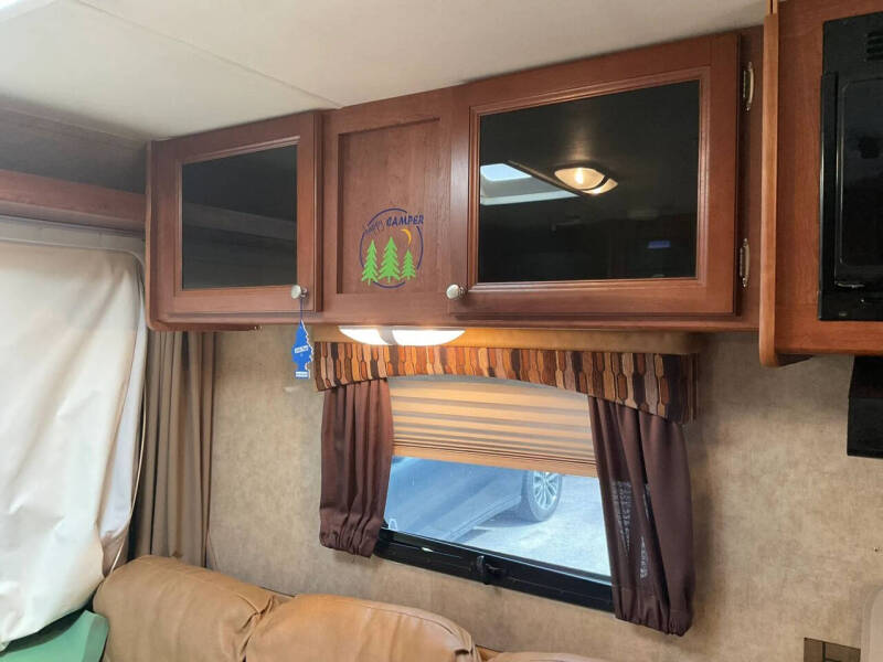 2014 Coleman by Dutchmen Explorer