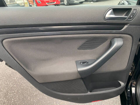 2012 Volkswagen Jetta SportWagen S PZEV