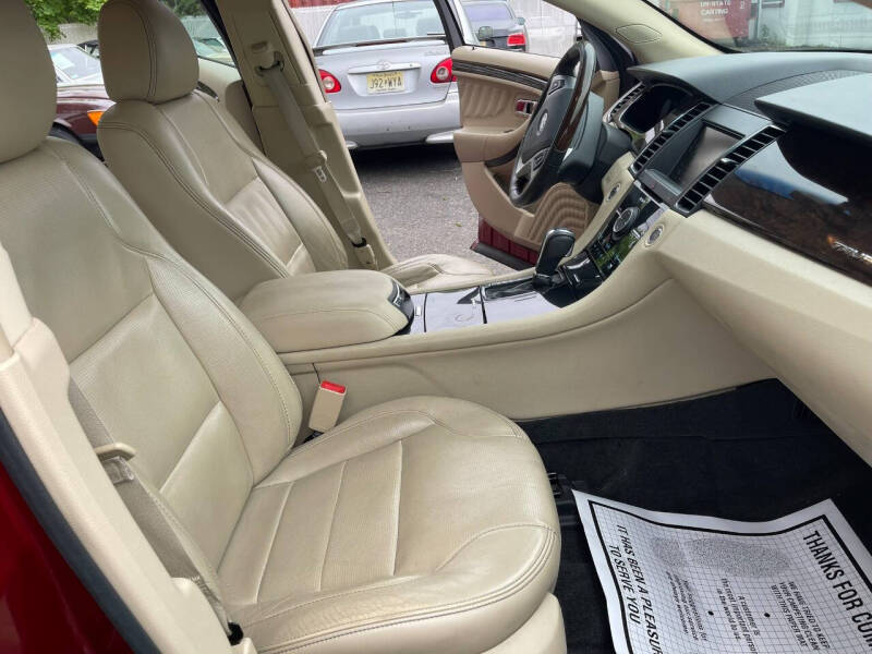 2013 Ford Taurus Limited