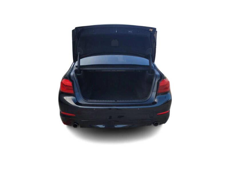 2018 BMW 5 Series 530i