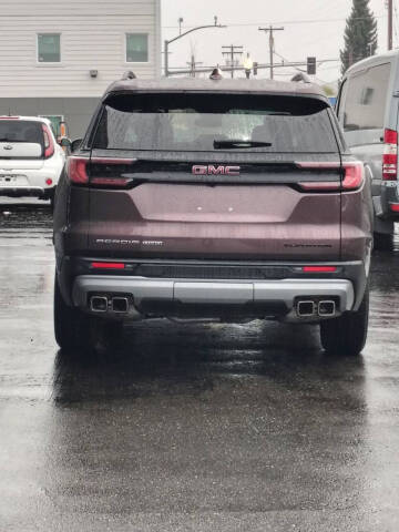 2025 GMC Acadia Elevation