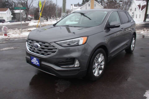 2022 Ford Edge Titanium
