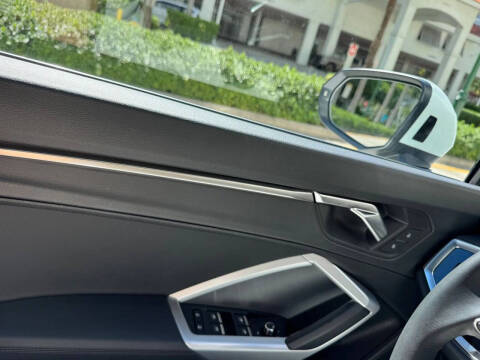 2025 Audi Q3 quattro S line Premium 45 TFSI