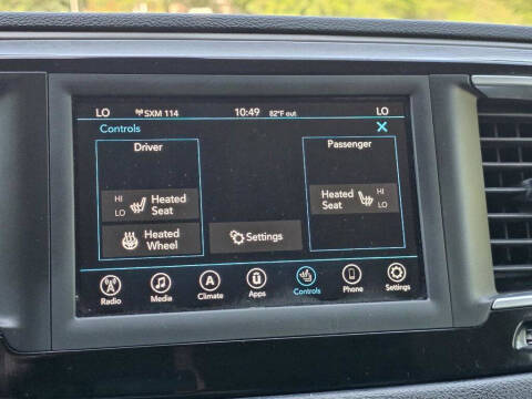 2020 Chrysler Pacifica Touring L