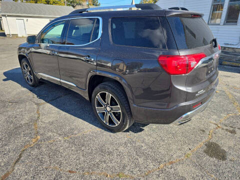 2017 GMC Acadia Denali