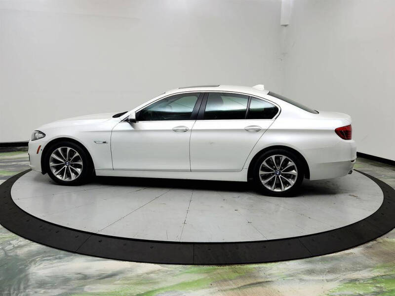2016 BMW 5 Series 528i